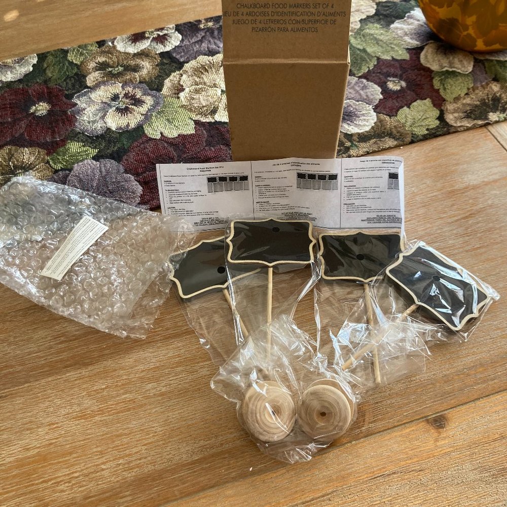NIB Set of 4 Chalkboard Food Markers